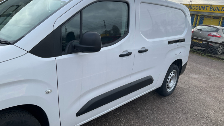 Peugeot Partner Long Diesel 1.5 BlueHDi 100 Professional Crew Van